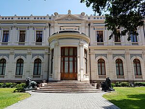 Palacio Cousino 20171129 fRF01