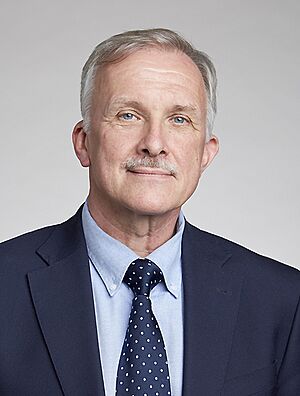 Roy Taylor Royal Society (cropped).jpg