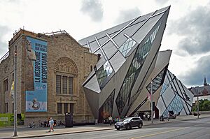 Royal Ontario Museum (9674325453)