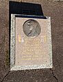Saint-Louis (Haut-Rhin) - Plaque Maréchal de Lattre de Tassigny au monument aux morts (fév 2019)