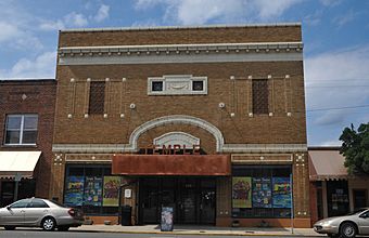 TEMPLE THEATER; SANFORD; LEE COUNTY.jpg
