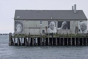 They also faced the sea