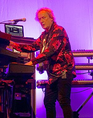 Yes live at The Cliffs Pavillion, Westcliff-on-Sea (53758799525).jpg