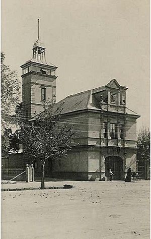 1928 - Number 470 Fire Bell - Original 1887 Bathurst Fire Station, observation tower and bell. Circa 1891 (5062023b6).jpg