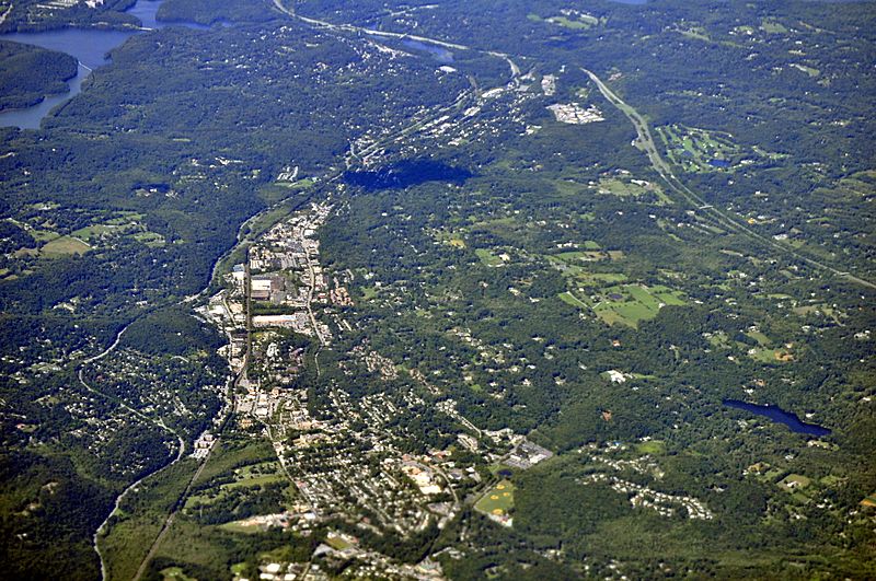 Image Aerial view of Mt. Kisco, NY 01 white balanced (9614335042)