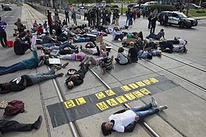 Black Lives Matter protest against St. Paul police brutality (21587635011)