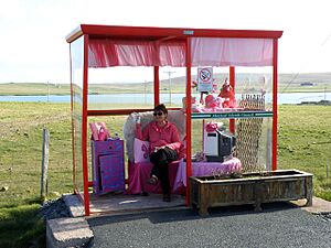 Bobby's Bus Shelter - geograph.org.uk - 1301955
