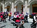 Desfile de Carnaval en calles de Latacunga