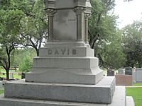 Edmund Davis monument, Austin, TX IMG 2189