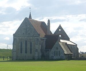 Former Royal Garrison Church (Domus Dei), Governer's Green, Old Portsmouth (August 2017) (2)