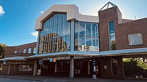 Gosford Railway Station