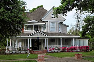 Joseph and annie lucas house 2015