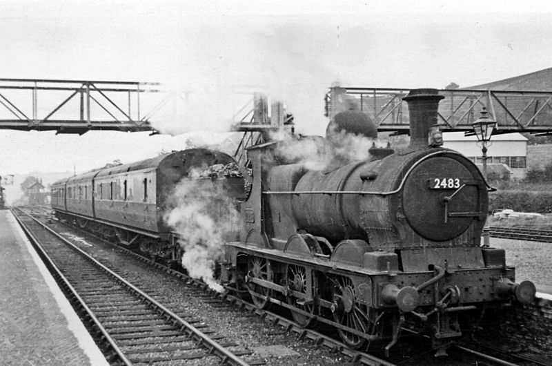 Llanidloes station, with southbound Mid-Wales line train geograph-2540463-by-Ben-Brooksbank