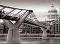 London millennium wobbly bridge