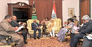 Narendra Modi meeting the Prime Minister of Vanuatu, Mr. Sato Kilman, in Jaipur on August 21, 2015. The Union Minister for External Affairs and Overseas Indian Affairs, Smt. Sushma Swaraj is also seen (1)