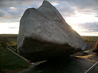 Piedra movediza Tandil, Prov. Buenos Aires, Argentina.