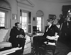 President John F. Kennedy with Prime Minister of Laos, Prince Souvanna Phouma (01)