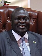 Riek Machar VOA photo (cropped).jpg