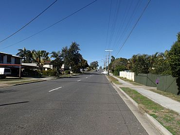 Ripley Road at Flinders View, Queensland.jpg