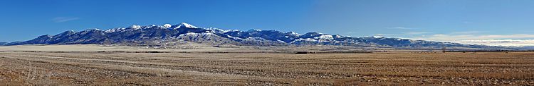 Tobacco Root Mountains from Twins Bridges 02