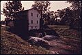 WILSON'S MILL, FORMERLY KNOWN AS ALEXANDER'S MILL, ON THE OHIO-ERIE CANAL SOUTH OF ALEXANDER ROAD NEAR VALLEY VIEW... - NARA - 558001