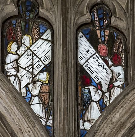 Warwick, Beauchamp chapel window detail (30167990068)
