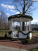 Bandshell in AcademyPark Manlius 034