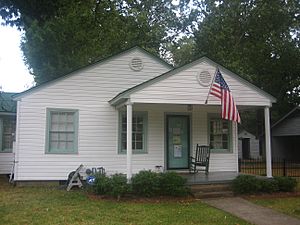 Bill Clinton Boyhood Home in Hope, Arkansas IMG 1515