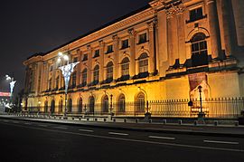 Bucharest - Palace before dawn 01