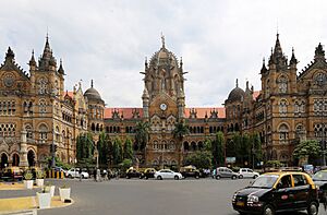 Chhatrapati shivaji terminus, esterno 01