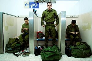 Flickr - Israel Defense Forces - Trying on Uniforms for the First Time (1)