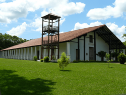 Iglesia Yaguaron frente campanario