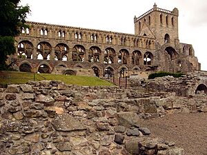 Jedburgh Abbey01