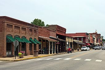 Main Street in Van Buren, AR.jpg