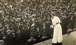 Mary-Macarthur-1908-Trafalgar-Square.jpg
