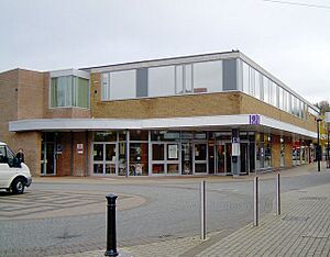 Oakengates Theatre - geograph.org.uk - 1045778