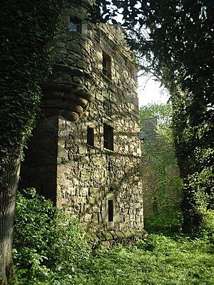 Old Abbey, North Berwick - geograph.org.uk - 1022212
