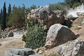 Rock of Sibyl, Rock of Leto, Delphi, Dlfi403
