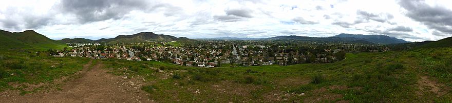 View-of-Newbury-Park-and-Conejo-Valley-from-Alta-Vista-Open-Space