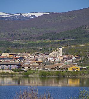 Vista general de Lozoya, Comunidad de Madrid (España).jpg