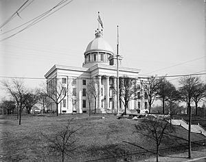 Alabama Capitol Building in 1906b