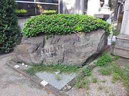 Anna Kuliscioff's tomb, Monumental Cemetery, MIlan - 02