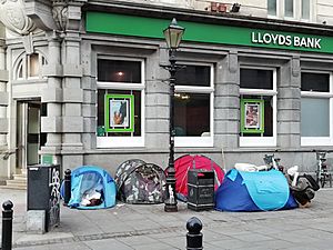 Brighton 2019, Castle Square - homelessness, tents