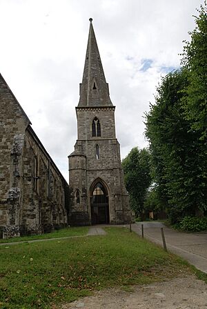 Christ Church, Ware - The Tower - geograph.org.uk - 2673798.jpg