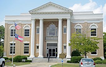 Dodge County Courthouse, Eastman, GA, US.jpg