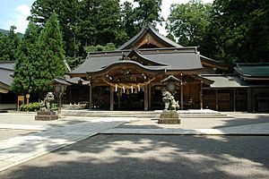 Honden shirayama hime shrine ishikawa