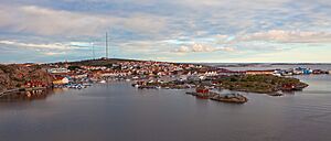 Kungshamn 2010 - panoramio.jpg