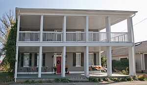 LoderHouse