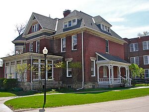 Marycrest Q Davenport