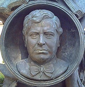 Monumento a Ramón Gómez de la Serna (Madrid) 02
